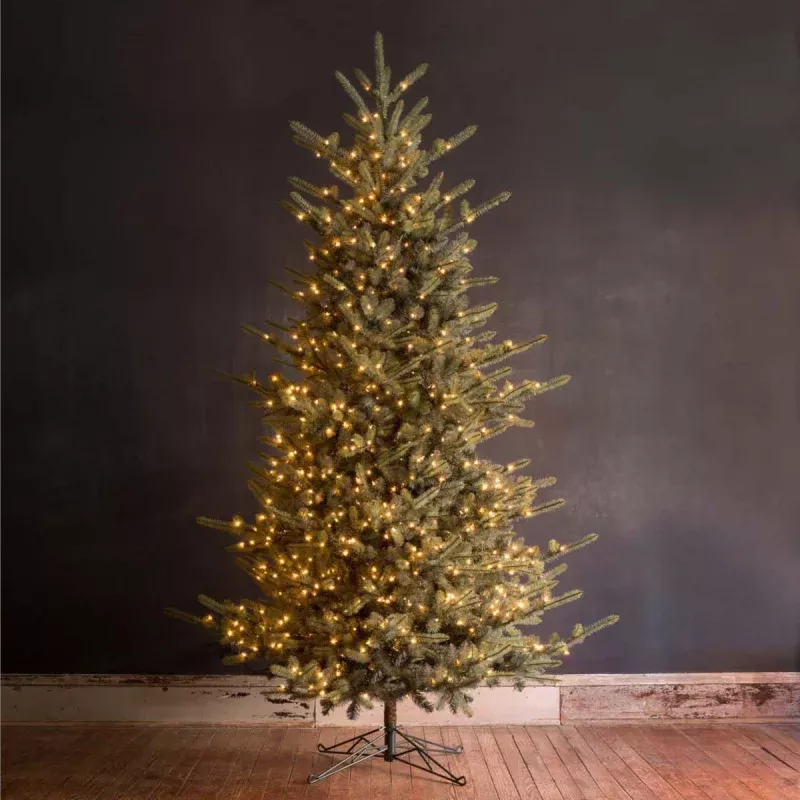 10′ Park Hill Blue Spruce LED Light