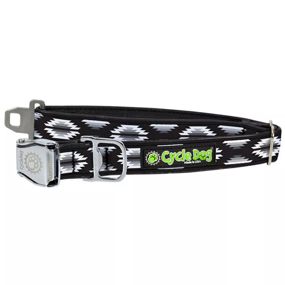 Cycle Dog Black & White Campfire Blanket Medium Dog Collar